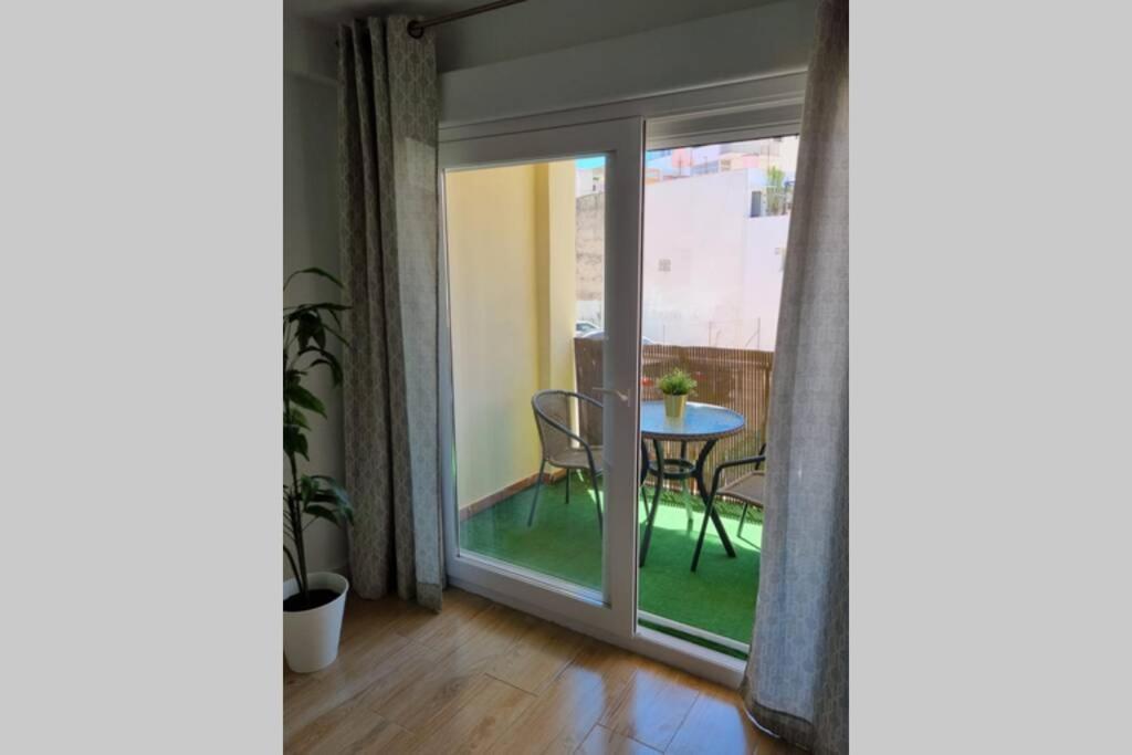 Apartamento A Un Paseo De La Playa Apartman Fuengirola Kültér fotó
