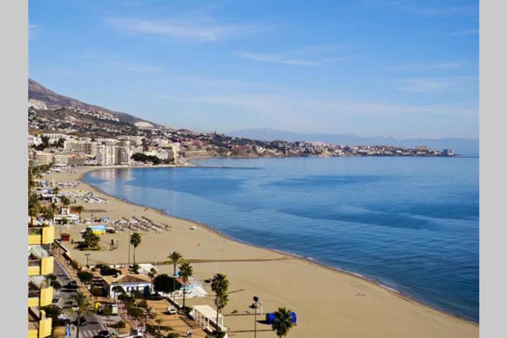 Apartamento A Un Paseo De La Playa Apartman Fuengirola Kültér fotó